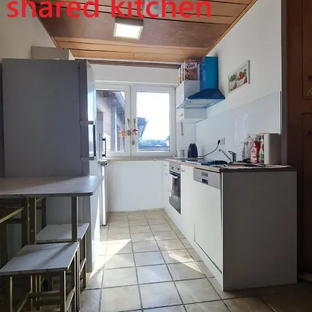 Gaestehaus Monteurzimmer #7 Eigenes Bad Parkplatz 게스트하우스 3*